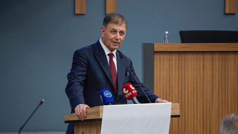 Başkan Tugay: “Çeşme’nin doğal kaynaklarını zorlayacak projeye onay vermem”