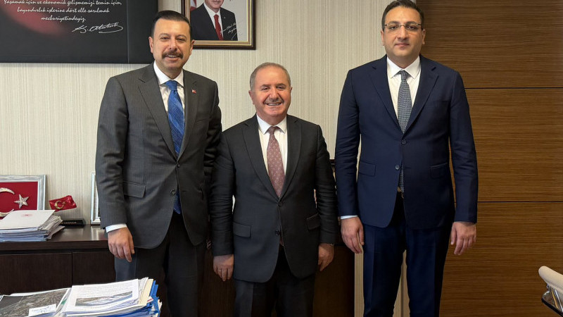 AK Parti ve Büyükşehir el ele: Balçova’da 50 yıllık sorun tarihe karıştı