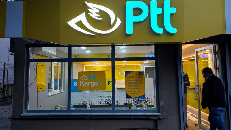 İzmir, PTT'nin yeni bölge müdürlüğü merkezi oluyor