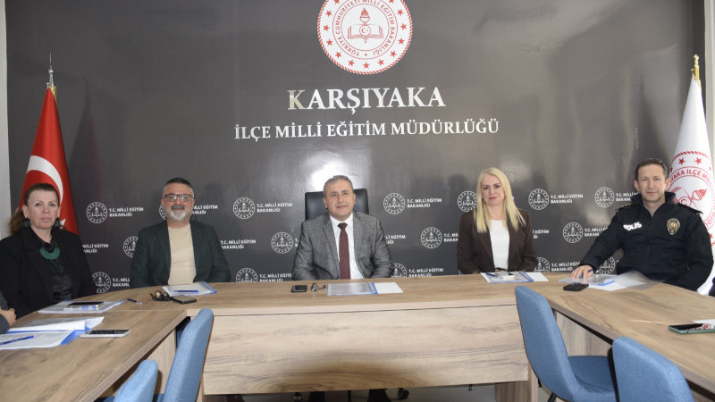 Karşıyaka'da eğitim kurumlarında hijyen ve sağlık çalışmaları değerlendirildi