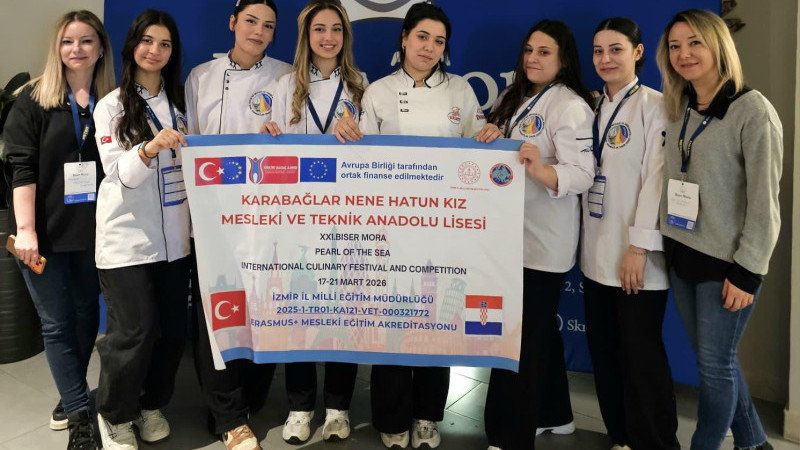 İzmirli Öğrencilerden Uluslararası Gastronomi başarısı