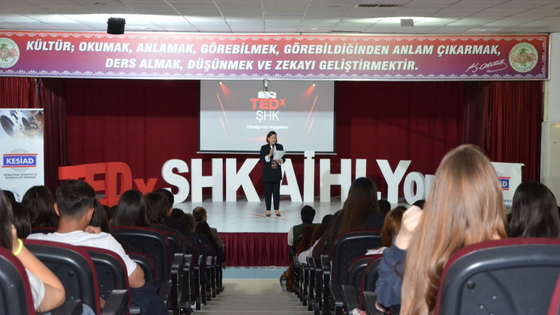 İzmir İl Milli Eğitim Müdürlüğü’nden gençlerin gelişimine tam destek