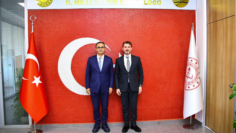 İzmir’de eğitimde teknoloji devrimi: YEĞİTEK ve İl MEM bir arada!