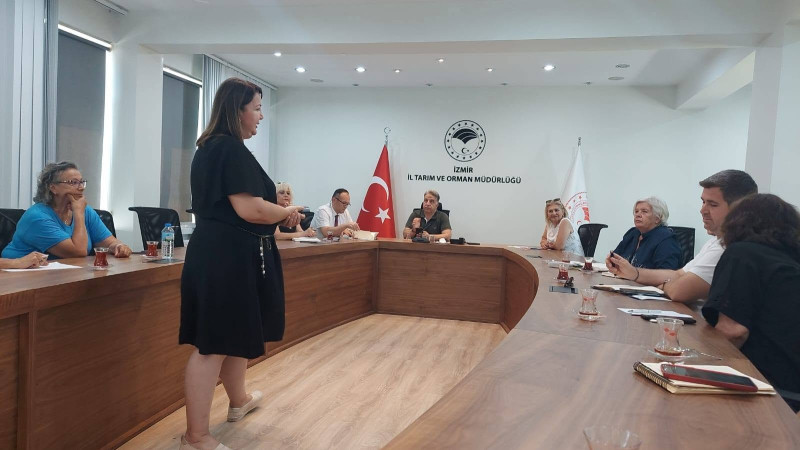 İzmir Tarım ve Orman İl Müdürlüğü'nden Kadın Kooperatiflerine eğitici destek