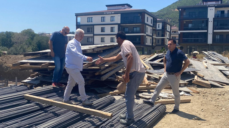 Kemalpaşa İlçe Milli Eğitim Müdürü Ogün Derse inşaat alanını ziyaret etti